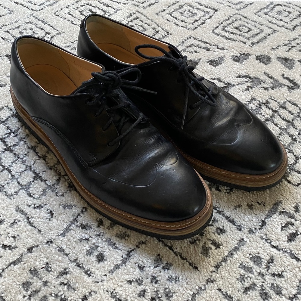 Clarks 10 Black Oxfords platform creepers brogues